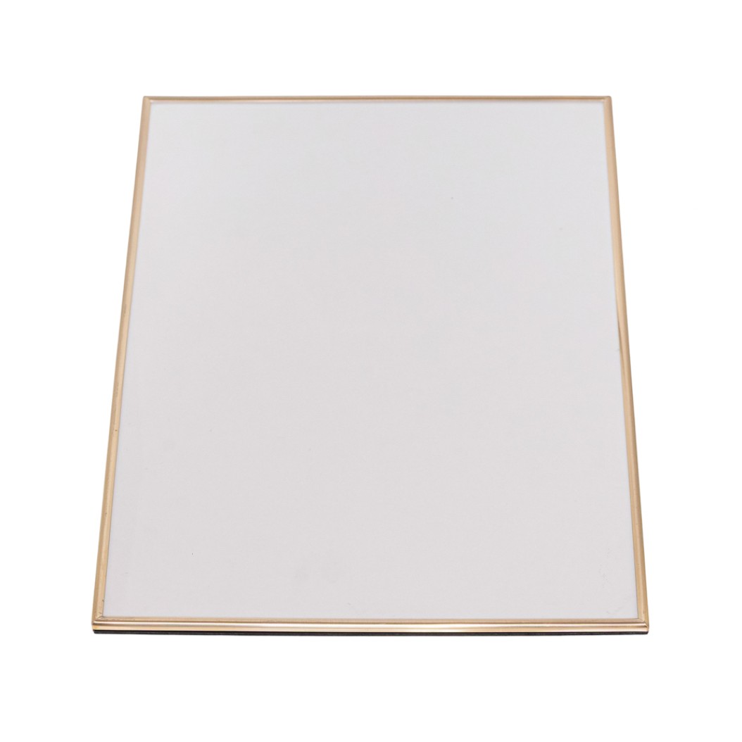 Κορνίζα Με Χρυσό Περίγραμμα 30x40 cm Διάφορα Διακοσμητικά