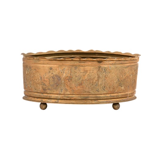 Metal Oval Gondola Bowl With Leg 13x29x12 cm In Gold Color Bowls